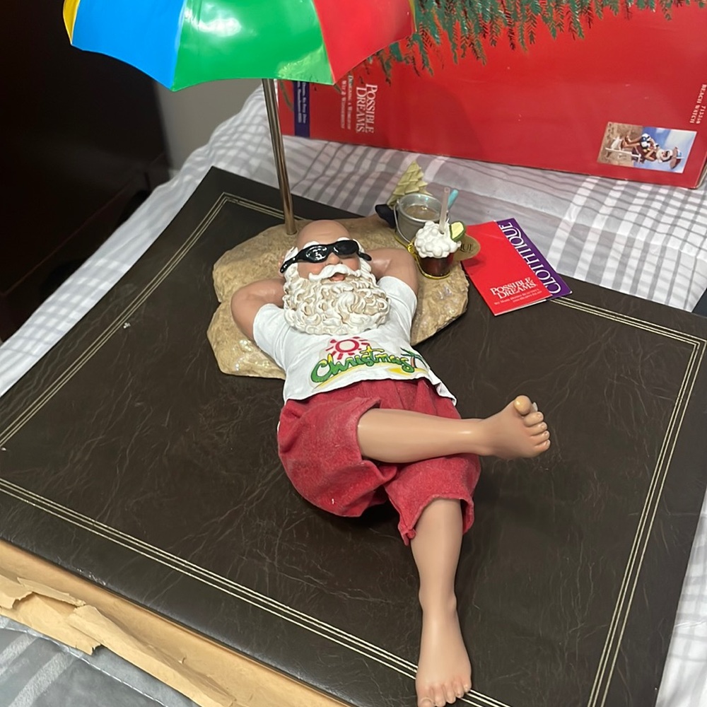 Clothtique Beach Santa